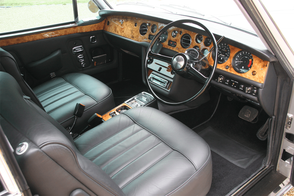 1973-rolls-royce-steering-wheel